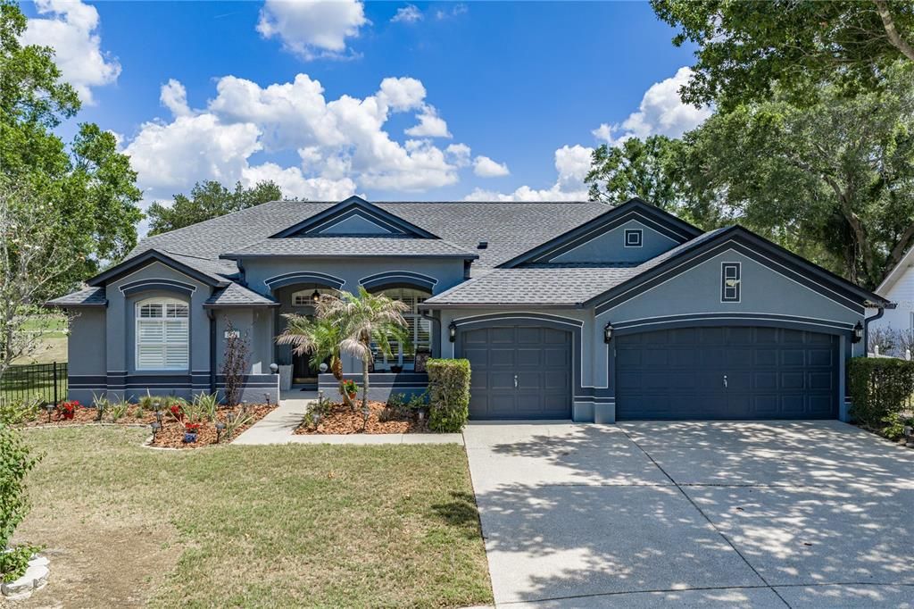 Active With Contract: $550,000 (4 beds, 3 baths, 2335 Square Feet)