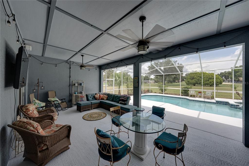 Active With Contract: $550,000 (4 beds, 3 baths, 2335 Square Feet)