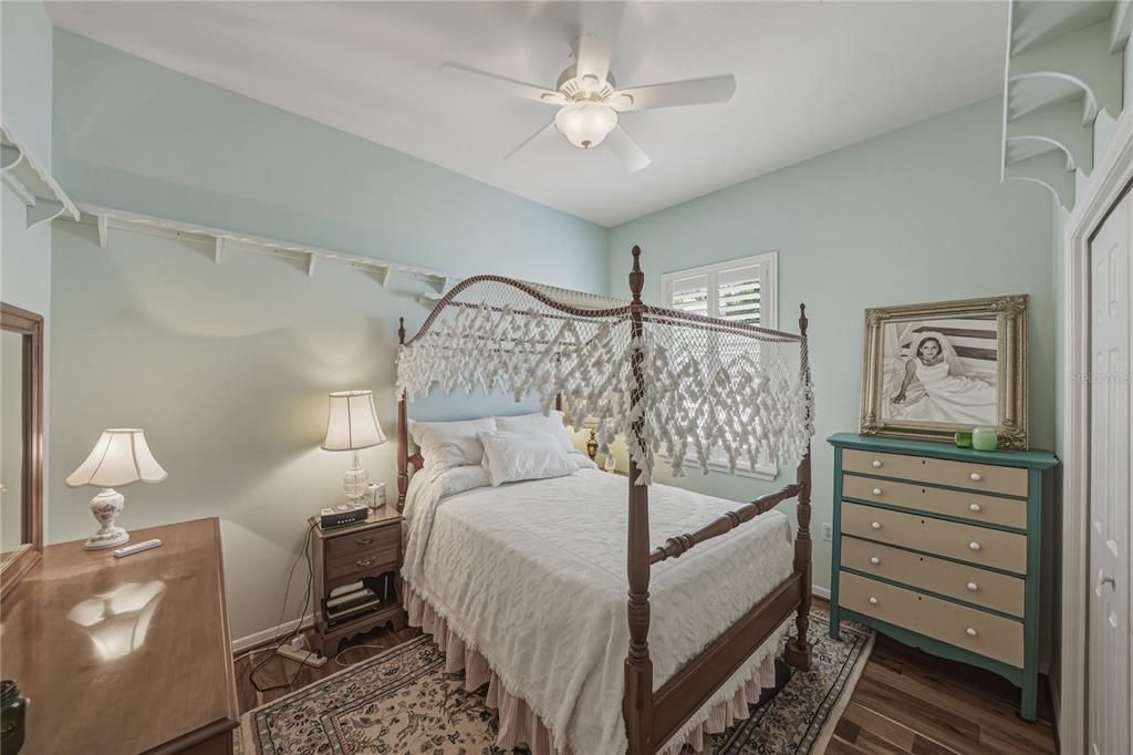 Active With Contract: $550,000 (4 beds, 3 baths, 2335 Square Feet)