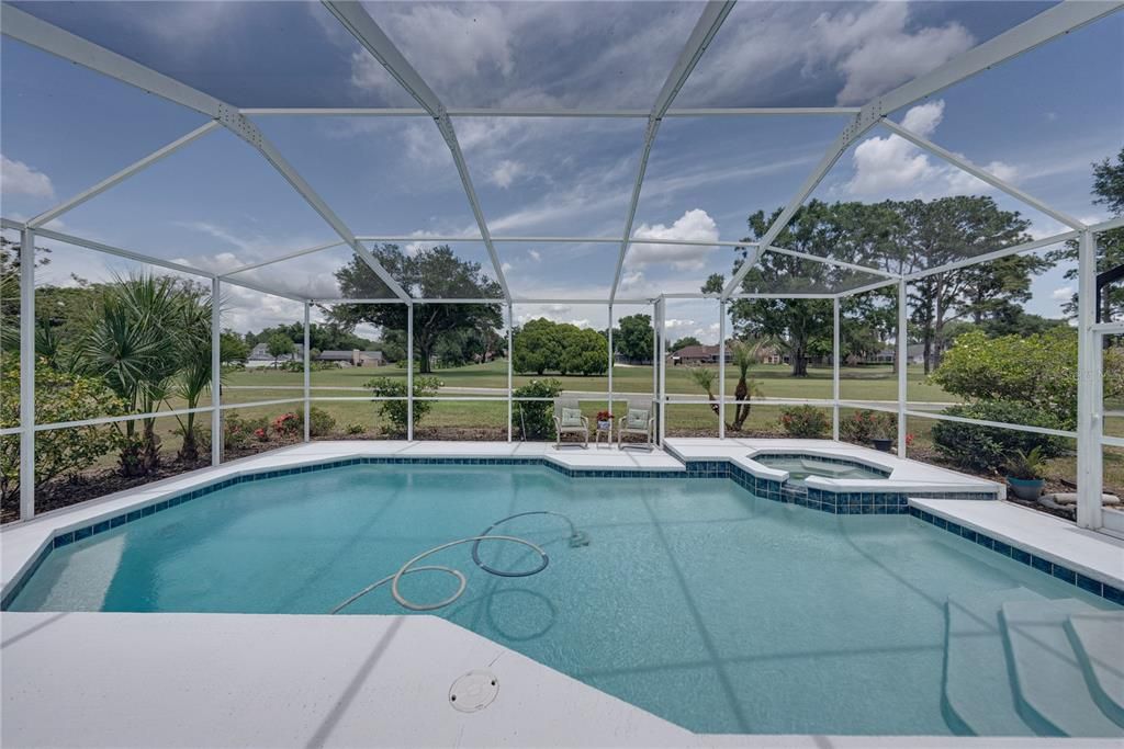 Active With Contract: $550,000 (4 beds, 3 baths, 2335 Square Feet)