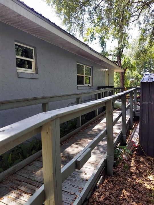 En Venta: $249,990 (4 camas, 2 baños, 1580 Pies cuadrados)