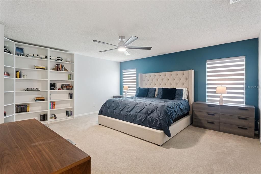 Activo con contrato: $415,000 (3 camas, 2 baños, 1684 Pies cuadrados)