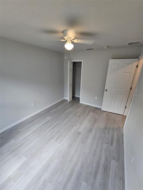 Active With Contract: $1,600 (3 beds, 2 baths, 1272 Square Feet)