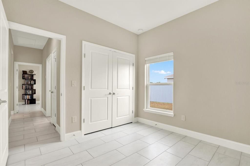 For Sale: $270,000 (3 beds, 2 baths, 1584 Square Feet)