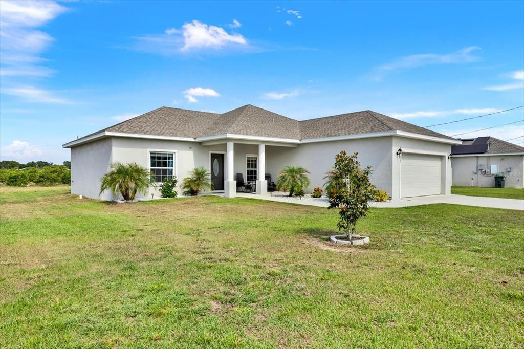 For Sale: $270,000 (3 beds, 2 baths, 1584 Square Feet)