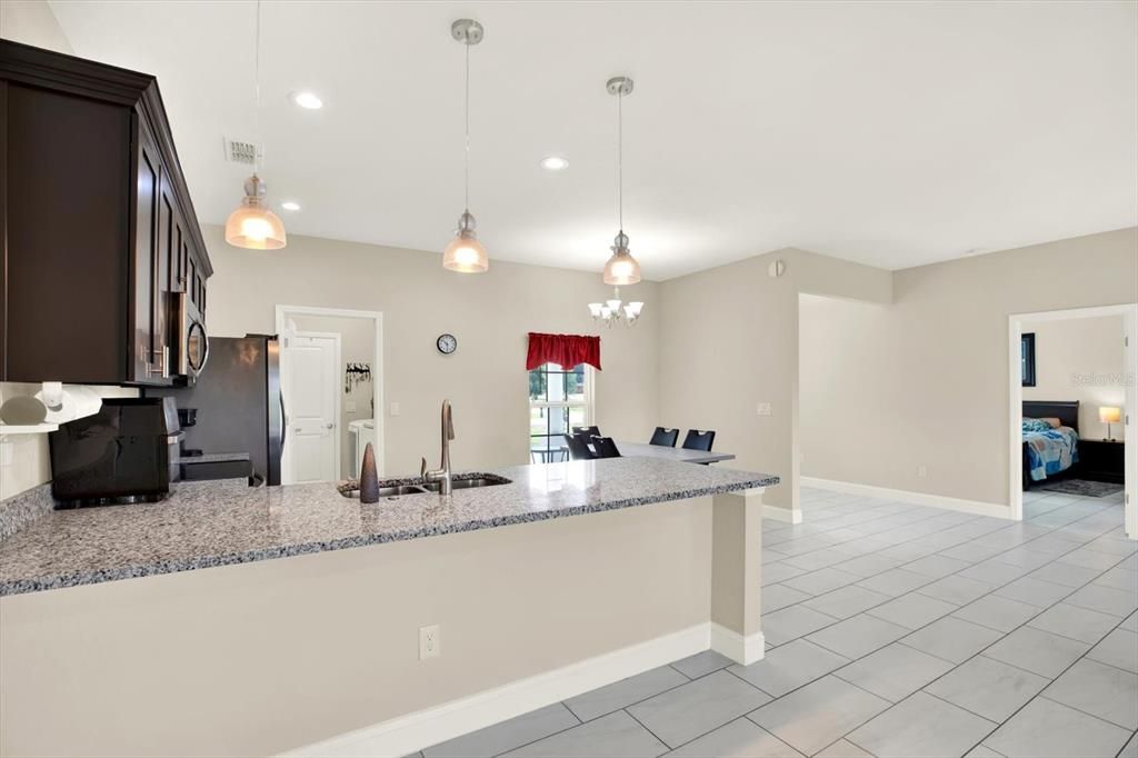 For Sale: $270,000 (3 beds, 2 baths, 1584 Square Feet)
