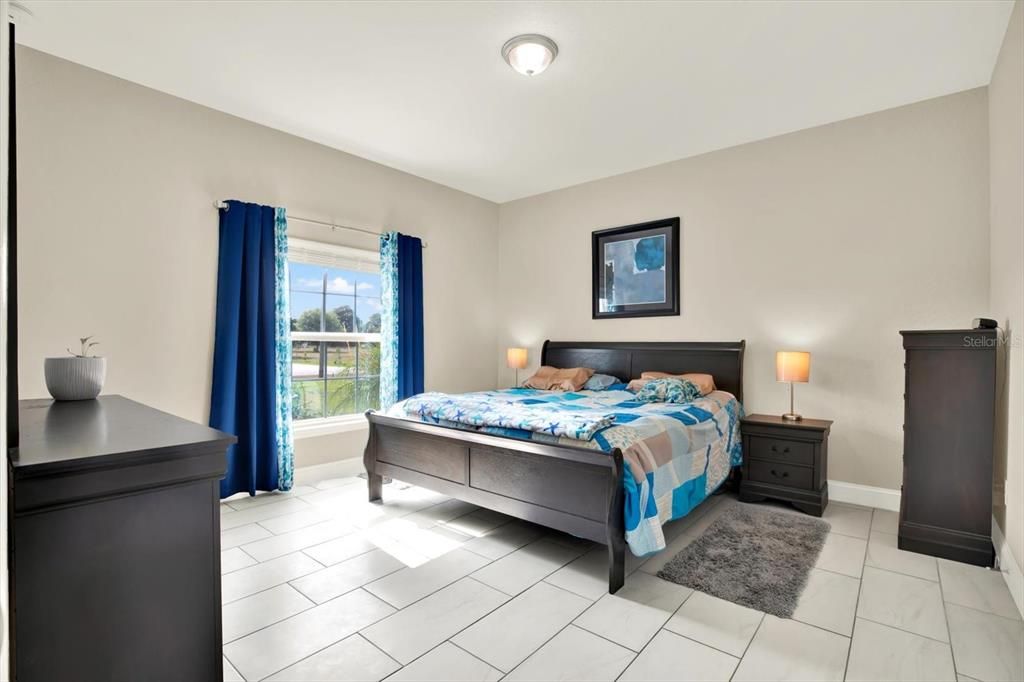 For Sale: $270,000 (3 beds, 2 baths, 1584 Square Feet)