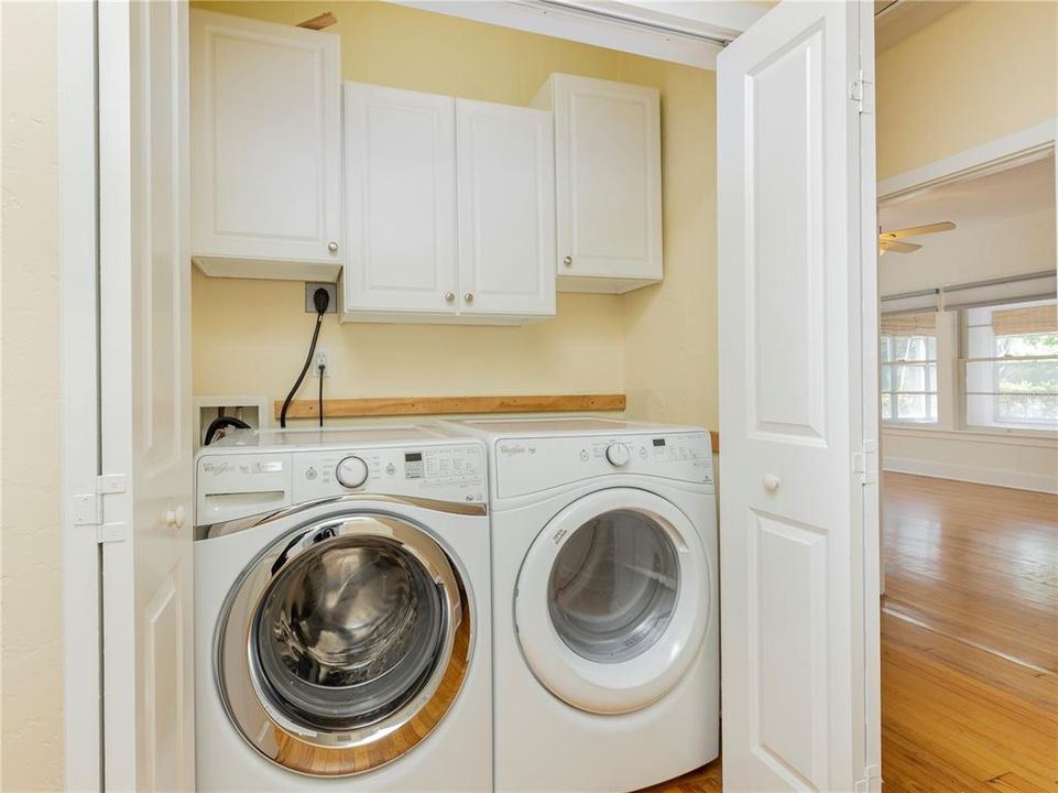 For Rent: $2,900 (3 beds, 2 baths, 1612 Square Feet)
