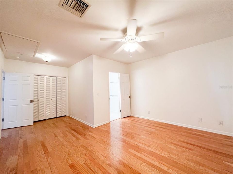 For Rent: $2,900 (3 beds, 2 baths, 1612 Square Feet)
