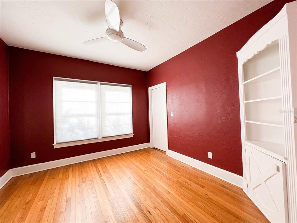 For Rent: $2,900 (3 beds, 2 baths, 1612 Square Feet)