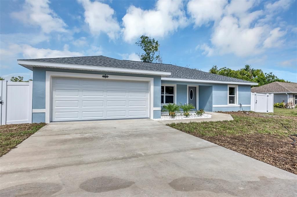 Vendido Recientemente: $279,900 (3 camas, 2 baños, 1439 Pies cuadrados)