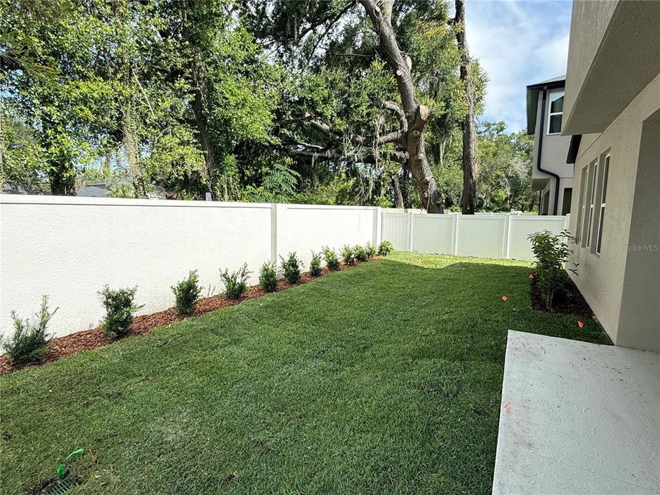 En Venta: $749,900 (4 camas, 3 baños, 2210 Pies cuadrados)