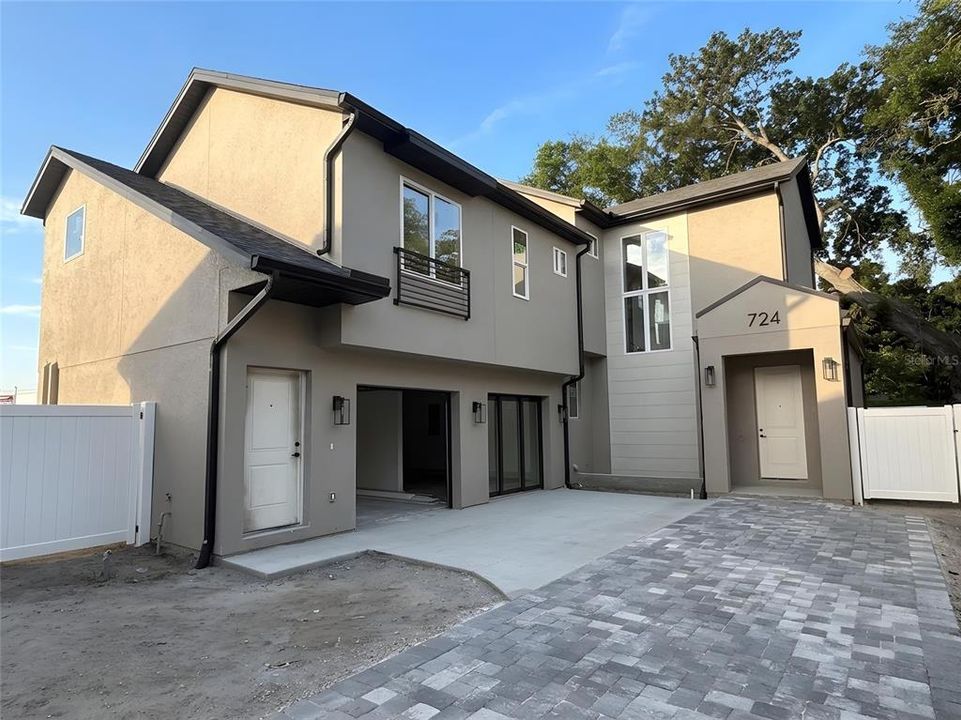 For Sale: $779,900 (4 beds, 3 baths, 2210 Square Feet)