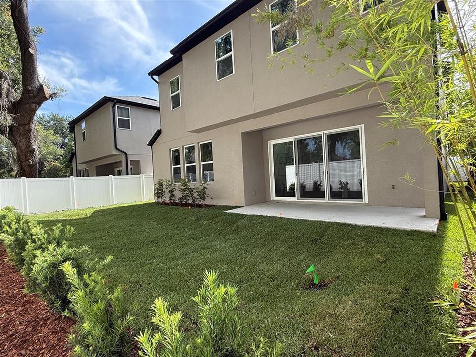 En Venta: $749,900 (4 camas, 3 baños, 2210 Pies cuadrados)