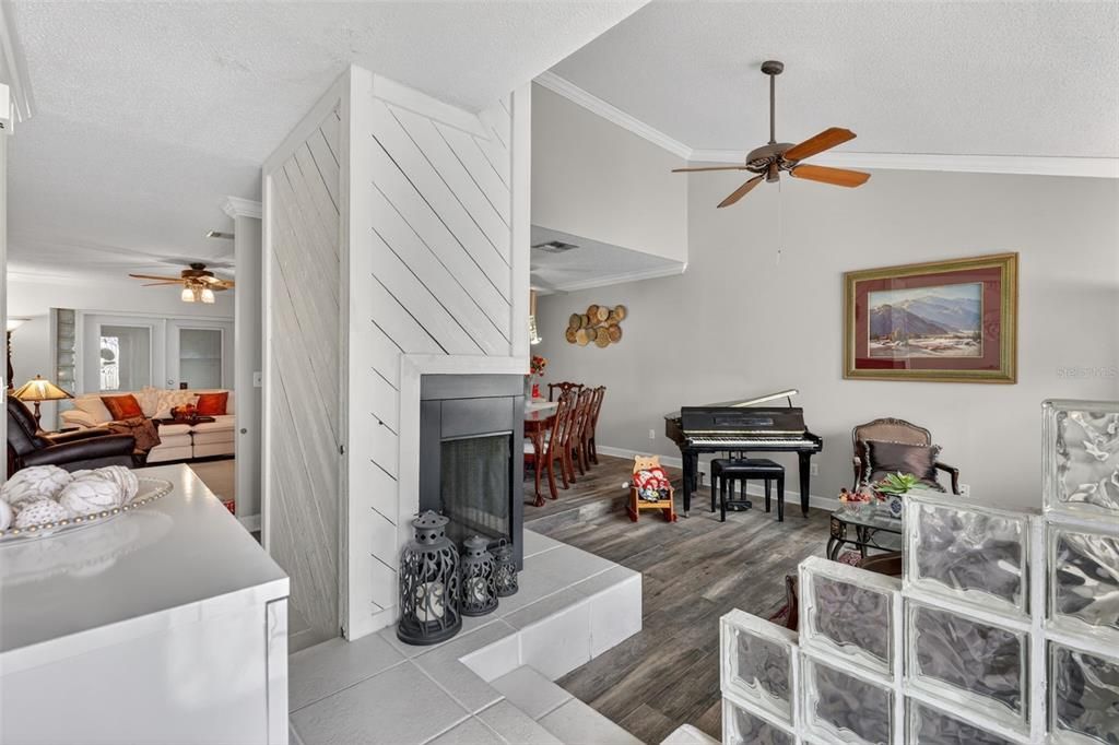 For Sale: $420,000 (3 beds, 2 baths, 1657 Square Feet)
