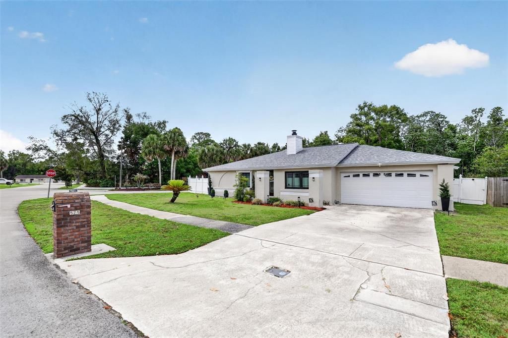 For Sale: $420,000 (3 beds, 2 baths, 1657 Square Feet)