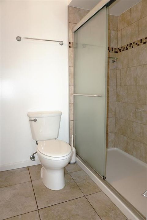 For Sale: $134,900 (2 beds, 1 baths, 825 Square Feet)