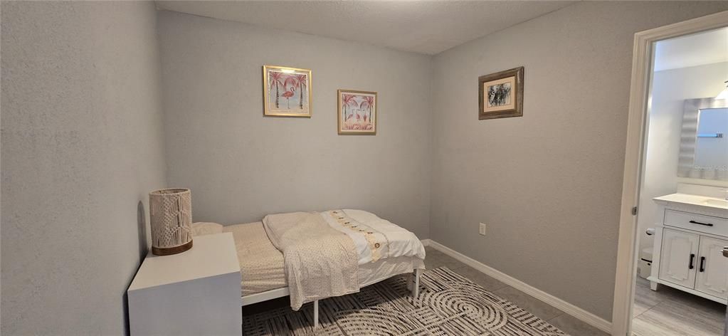 For Rent: $1,700 (1 beds, 1 baths, 763 Square Feet)
