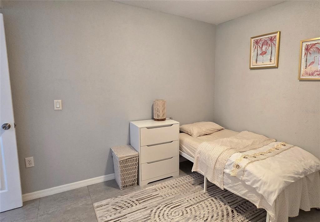 For Rent: $1,700 (1 beds, 1 baths, 763 Square Feet)