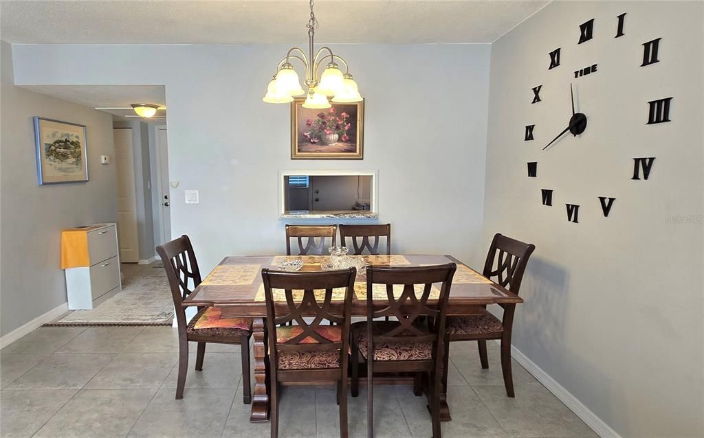 For Rent: $1,700 (1 beds, 1 baths, 763 Square Feet)