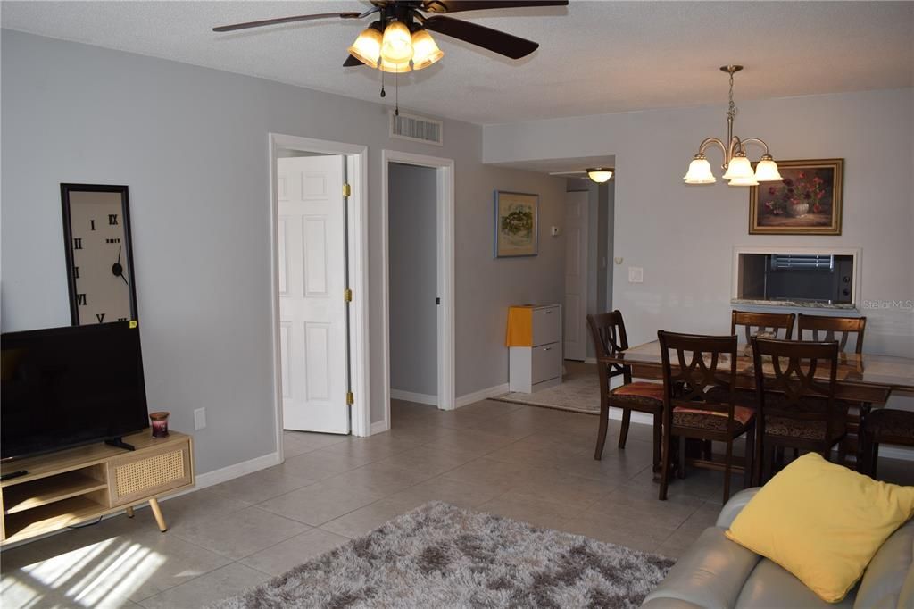 For Rent: $1,700 (1 beds, 1 baths, 763 Square Feet)