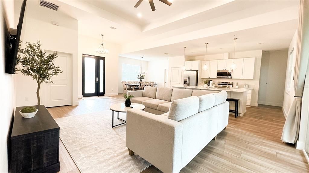 For Rent: $2,600 (3 beds, 3 baths, 1830 Square Feet)