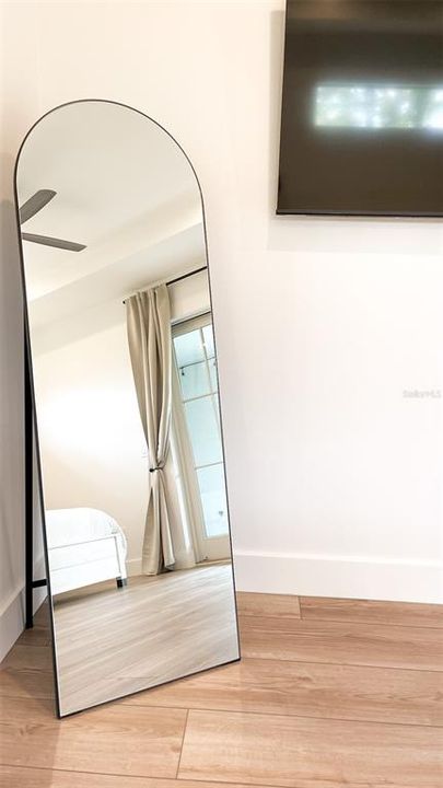 For Rent: $2,600 (3 beds, 3 baths, 1830 Square Feet)