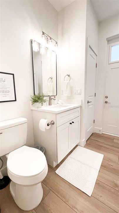 For Rent: $2,600 (3 beds, 3 baths, 1830 Square Feet)