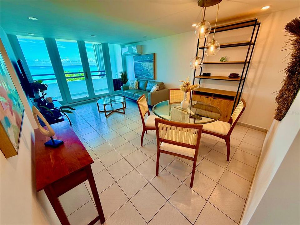 For Sale: $590,000 (2 beds, 1 baths, 980 Square Feet)