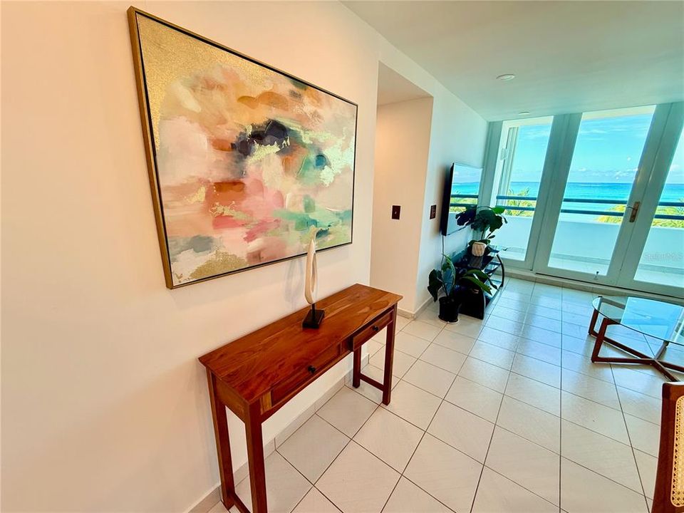 For Sale: $590,000 (2 beds, 1 baths, 980 Square Feet)