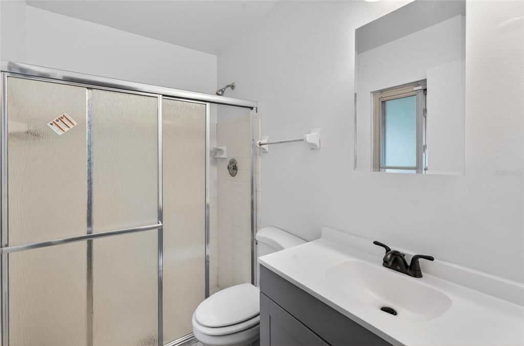 For Sale: $229,900 (3 beds, 2 baths, 1342 Square Feet)