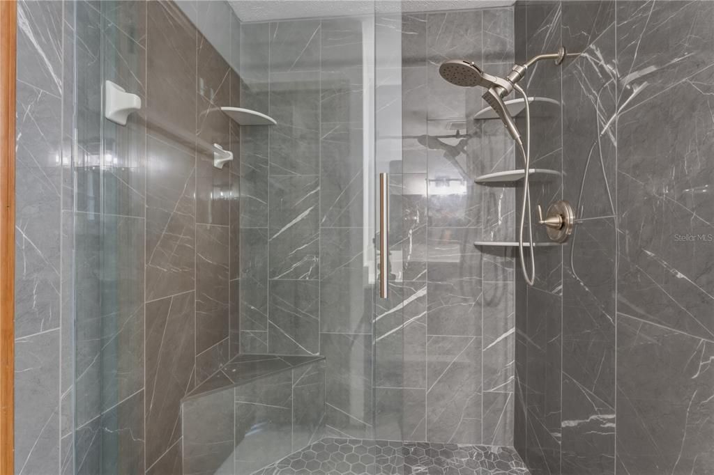 На продажу: $499,500 (3 спален, 2 ванн, 1862 Квадратных фут)