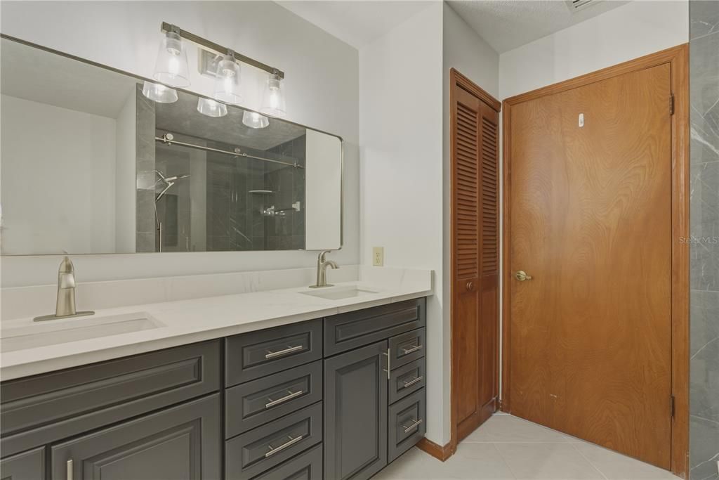 На продажу: $499,500 (3 спален, 2 ванн, 1862 Квадратных фут)