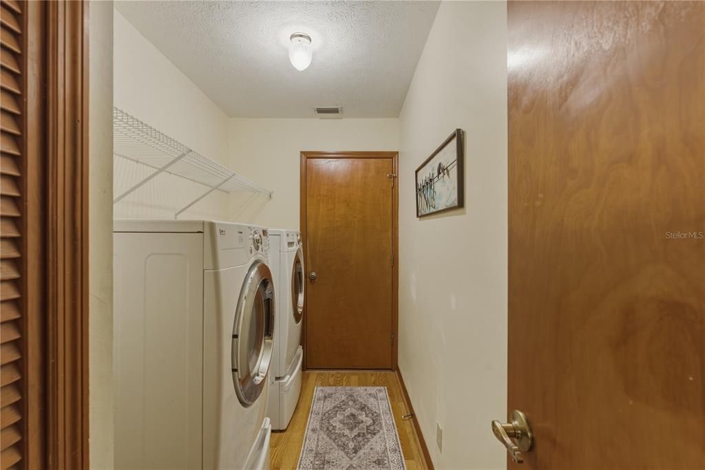 На продажу: $499,500 (3 спален, 2 ванн, 1862 Квадратных фут)