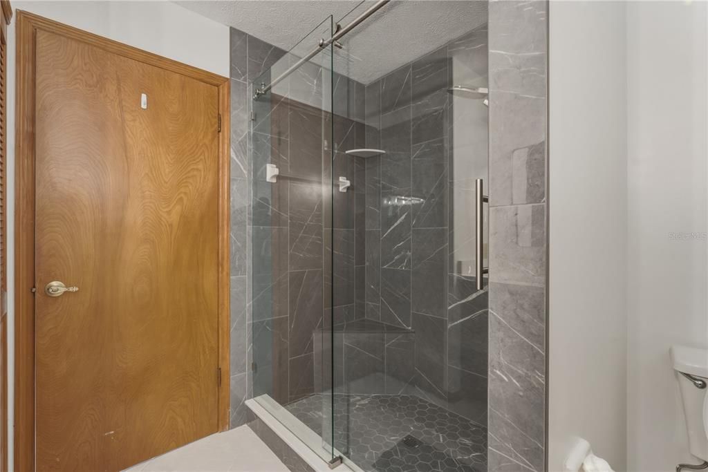 На продажу: $499,500 (3 спален, 2 ванн, 1862 Квадратных фут)