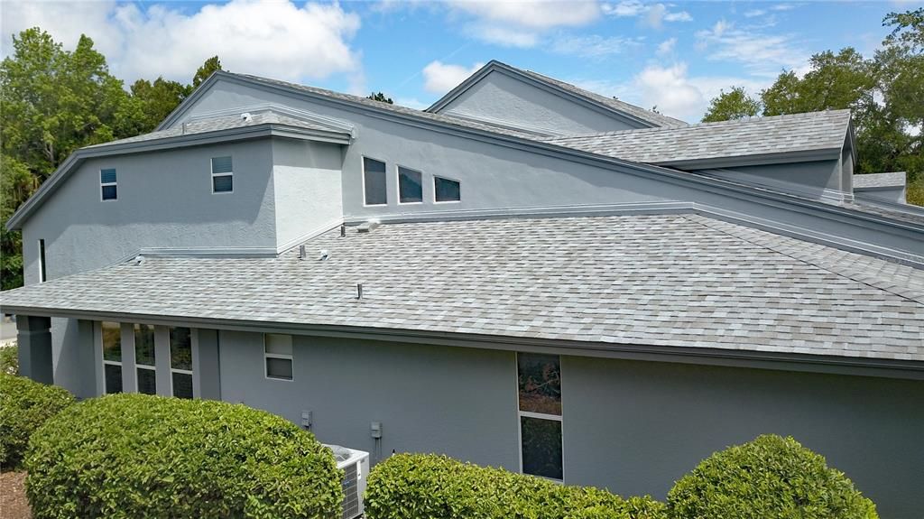 For Sale: $399,900 (2 beds, 2 baths, 1711 Square Feet)
