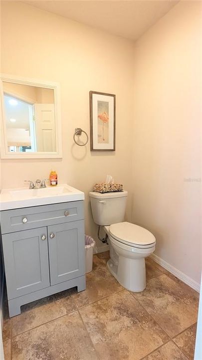 For Sale: $399,900 (2 beds, 2 baths, 1711 Square Feet)