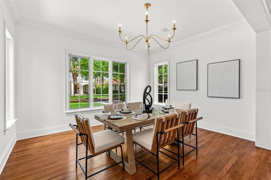 For Sale: $2,750,000 (5 beds, 3 baths, 4917 Square Feet)