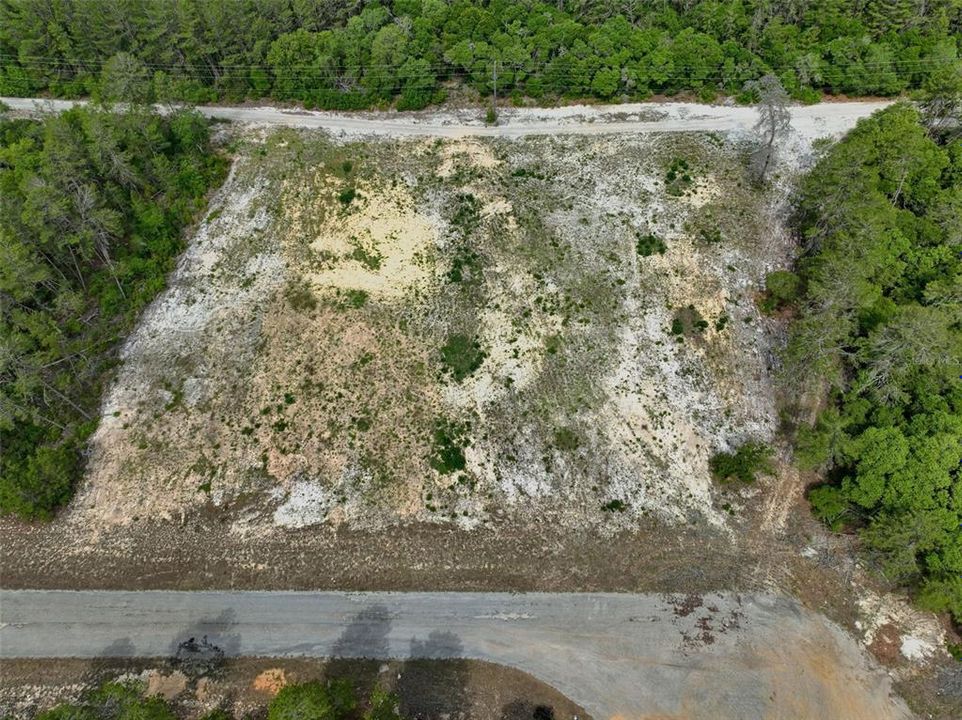 На продажу: $500,000 (1.79 acres)