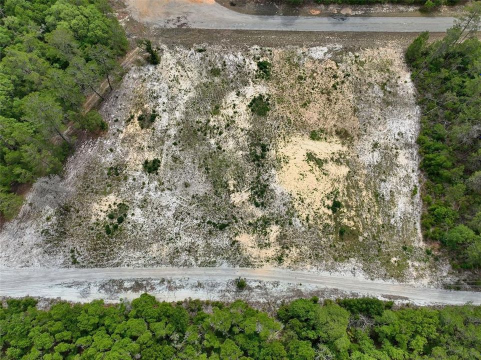 На продажу: $500,000 (1.79 acres)