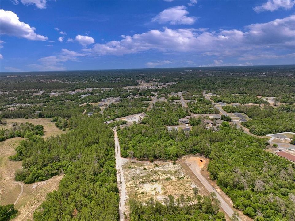 На продажу: $500,000 (1.79 acres)