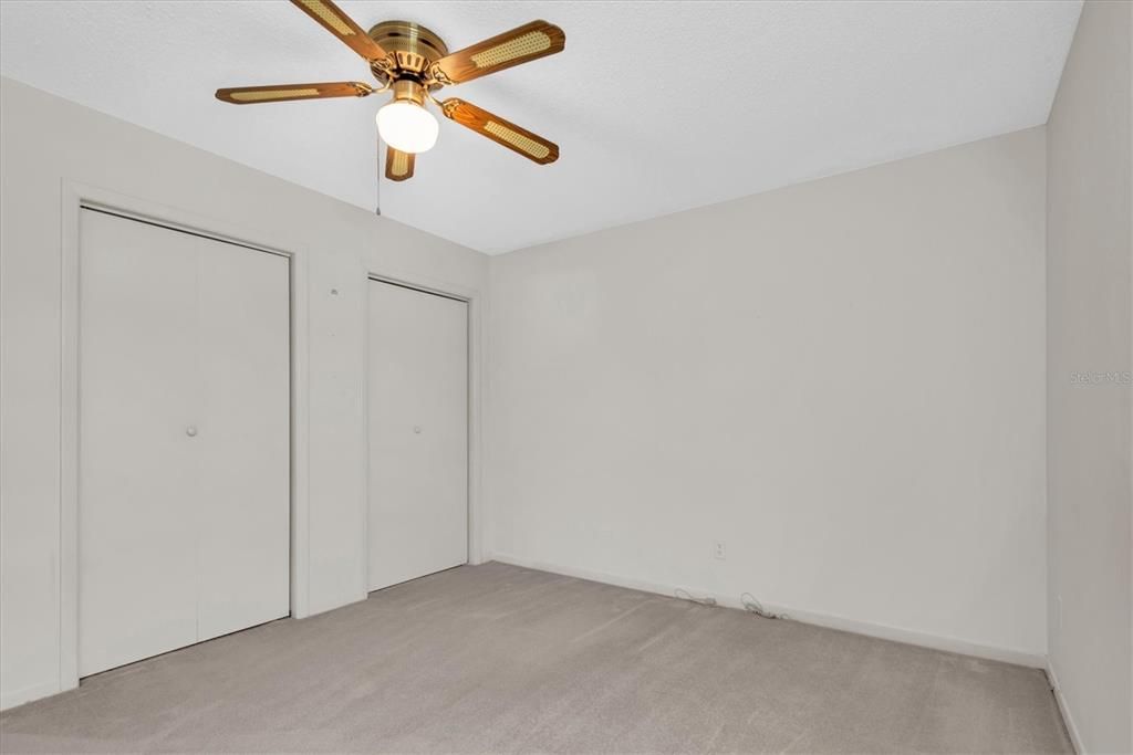 En Venta: $275,000 (2 camas, 2 baños, 1575 Pies cuadrados)