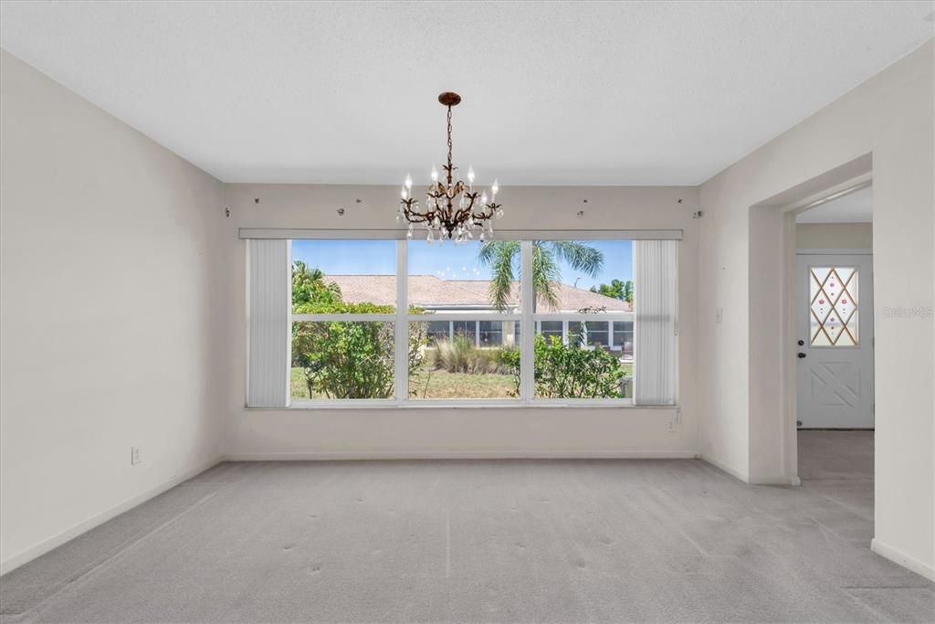 En Venta: $275,000 (2 camas, 2 baños, 1575 Pies cuadrados)