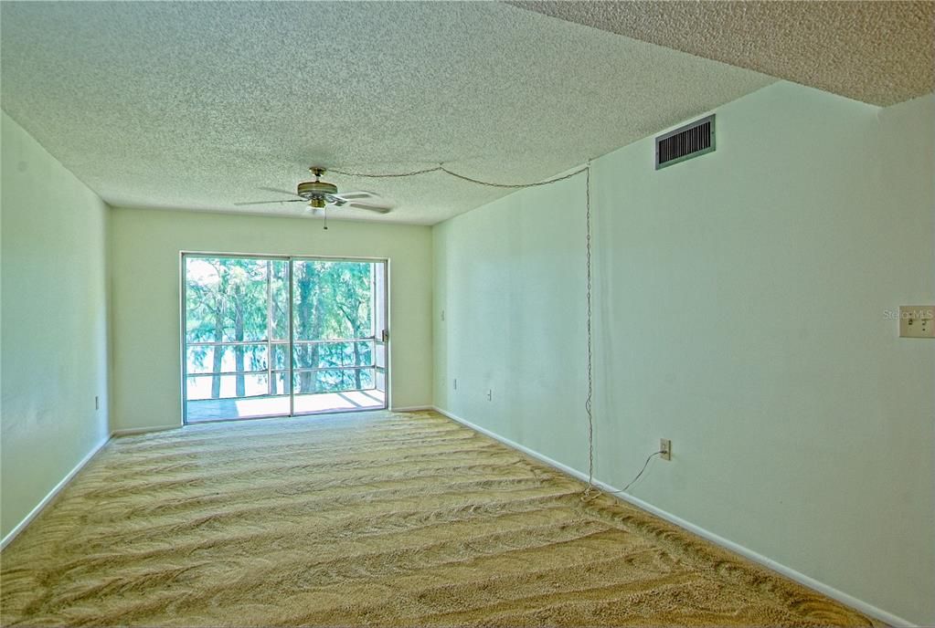For Sale: $110,000 (2 beds, 2 baths, 1248 Square Feet)