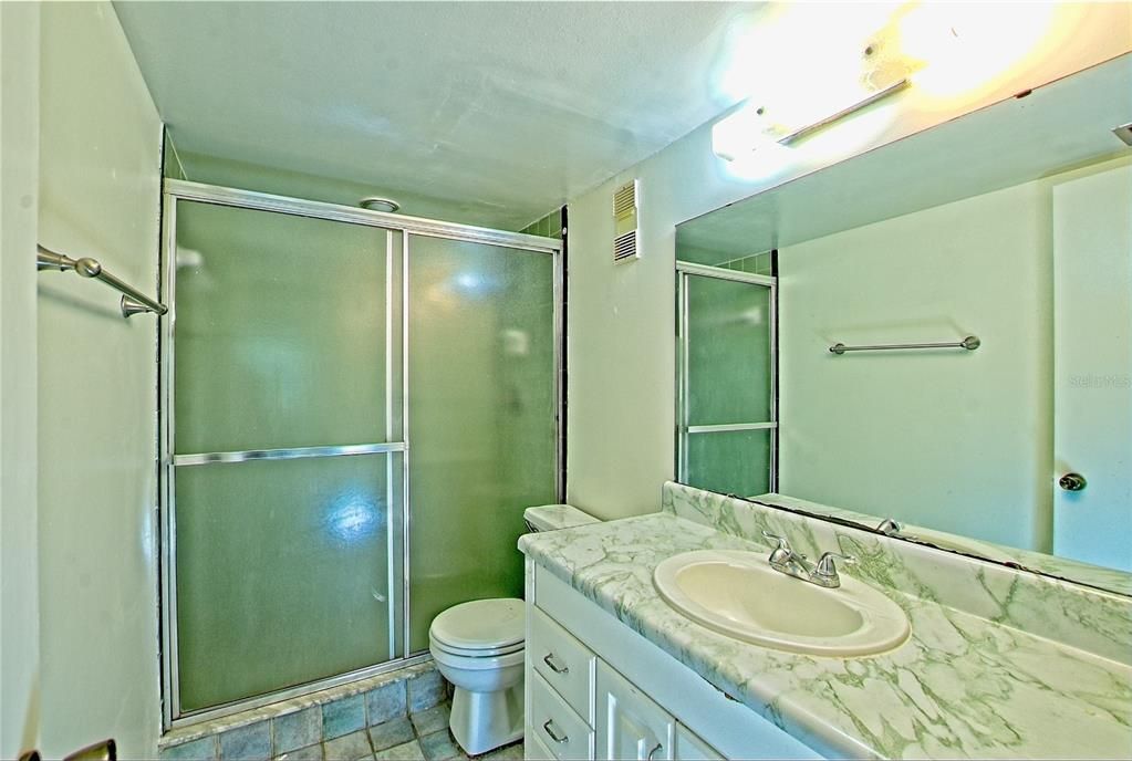For Sale: $110,000 (2 beds, 2 baths, 1248 Square Feet)