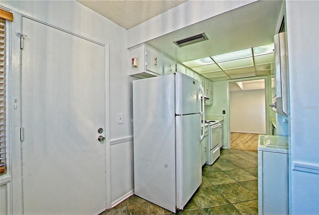 For Sale: $110,000 (2 beds, 2 baths, 1248 Square Feet)