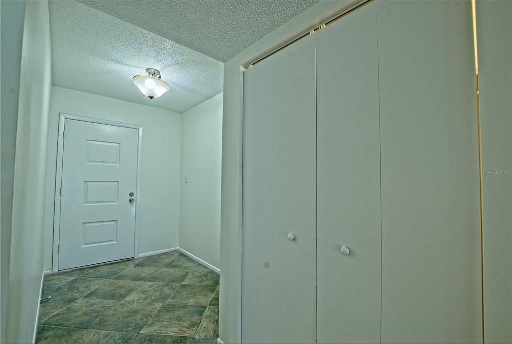 For Sale: $110,000 (2 beds, 2 baths, 1248 Square Feet)
