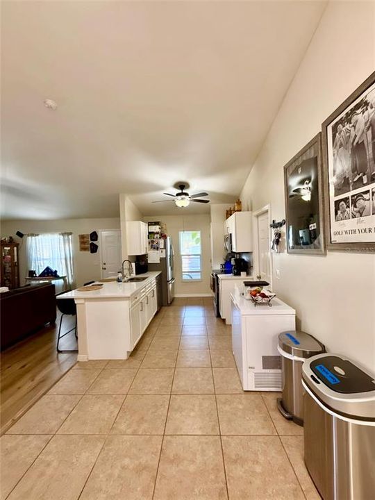 En Venta: $275,000 (3 camas, 2 baños, 1163 Pies cuadrados)