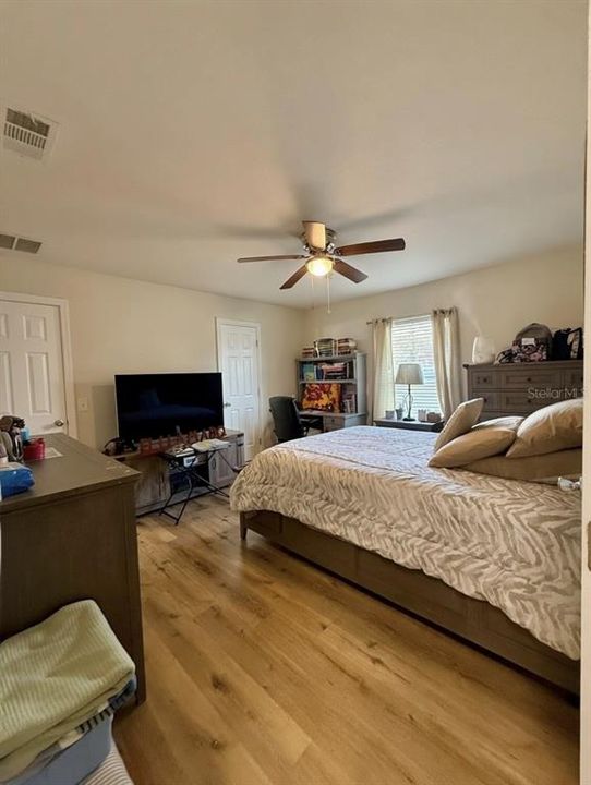 En Venta: $275,000 (3 camas, 2 baños, 1163 Pies cuadrados)