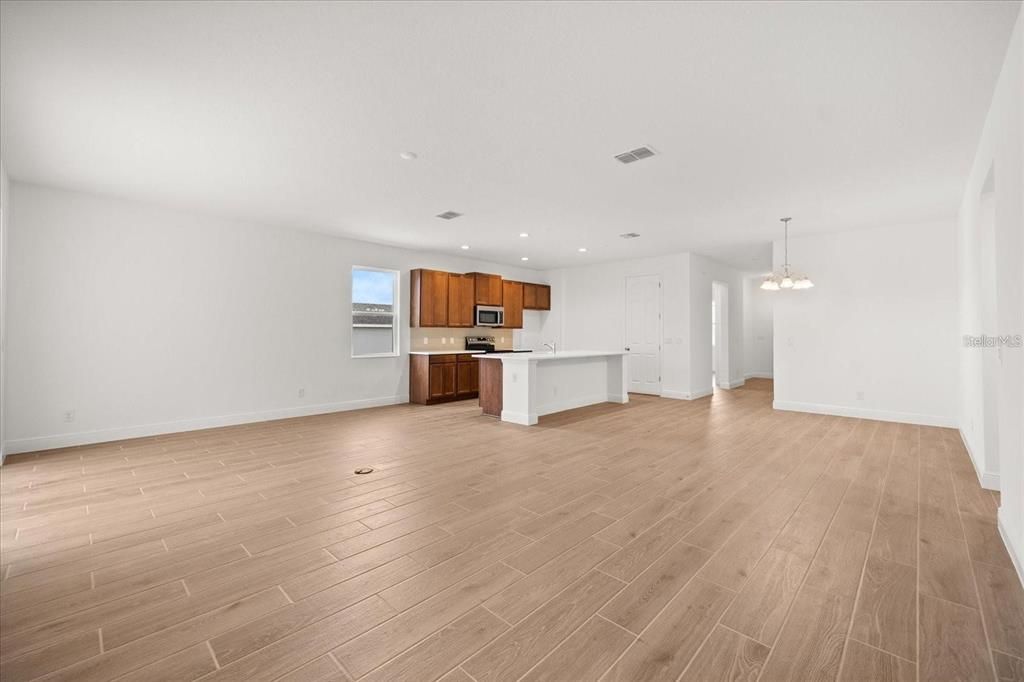 В аренду: $2,900 (4 спален, 3 ванн, 2386 Квадратных фут)